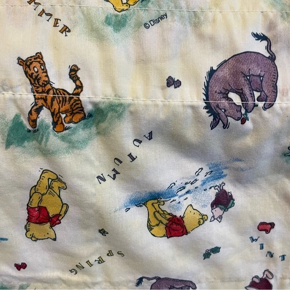 Vintage Winnie the Pooh valance 77x16